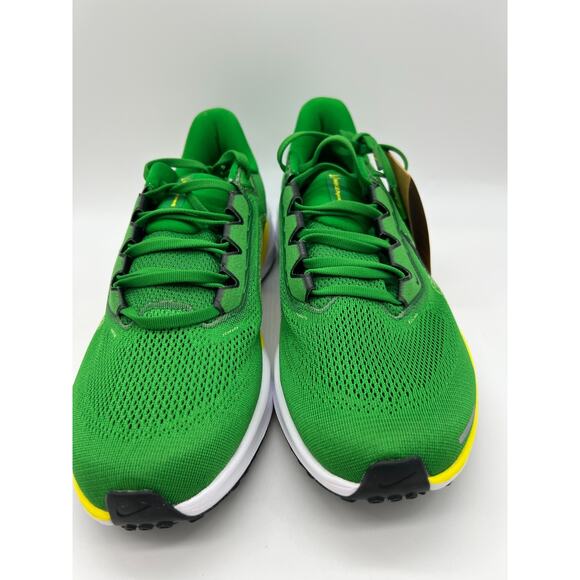 Nike Air Zoom Pegasus 41 Oregon Ducks IB3260-300 Men\'s Size 9.5